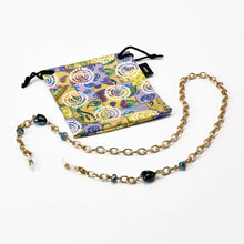 Load image into Gallery viewer, Eyewear Chain with Ceramic Hearts